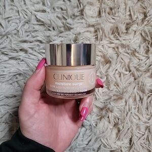 Clinique Moisure Surge Moisturizer 100H Auto-Replenishing Hydrator 50mL / 1.7 oz